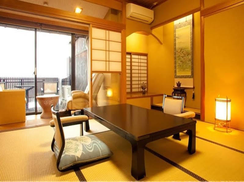 Ryokan Beniayu Nagahama  Exterior foto